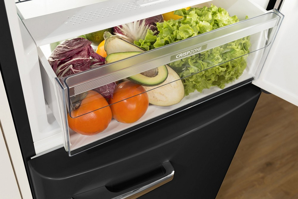 Отдельностоящий холодильник Gorenje ONRK619EBK