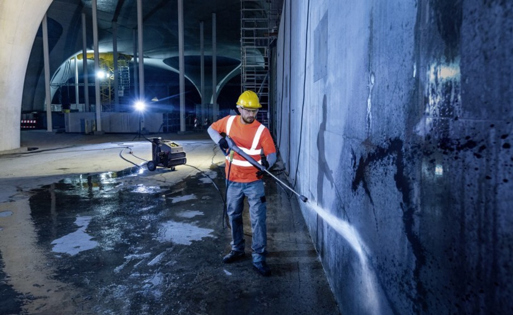 Автомойка KARCHER HDS 9/20-4 M Classic 400V 1.030-910.0