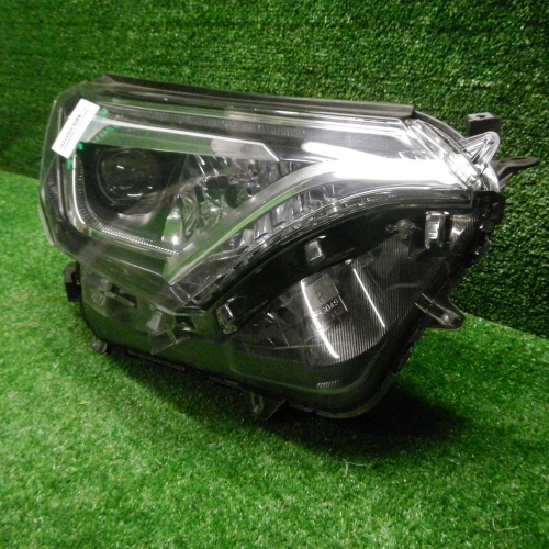 Фара правая Toyota RAV4 4 CA40 (2015-2019) LED