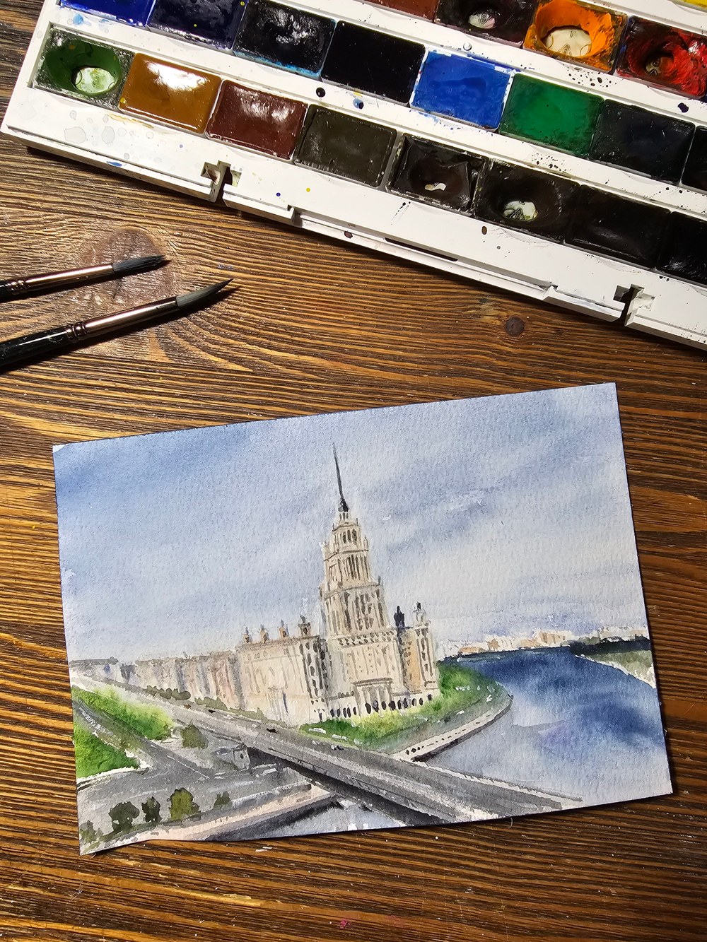 Картина авторская акварельная в паспарту 21х30 см на стену для интерьера "Гостиница....., Москва"