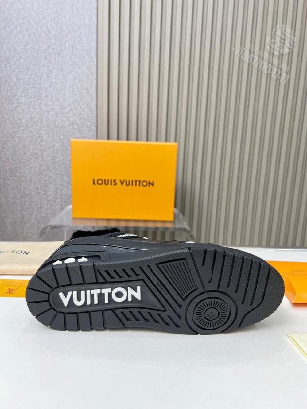 Кроссовки Louis Vuitton Trainer