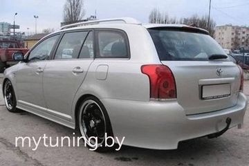 Задний бампер Toyota Avensis II
