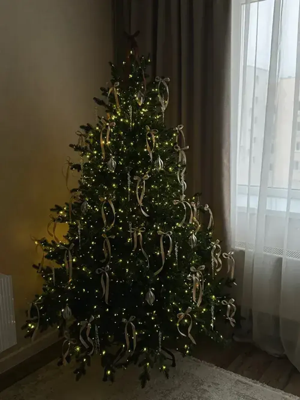 Ель искусственная «Вега» (Литая хвоя) 270 см / 2,7 м