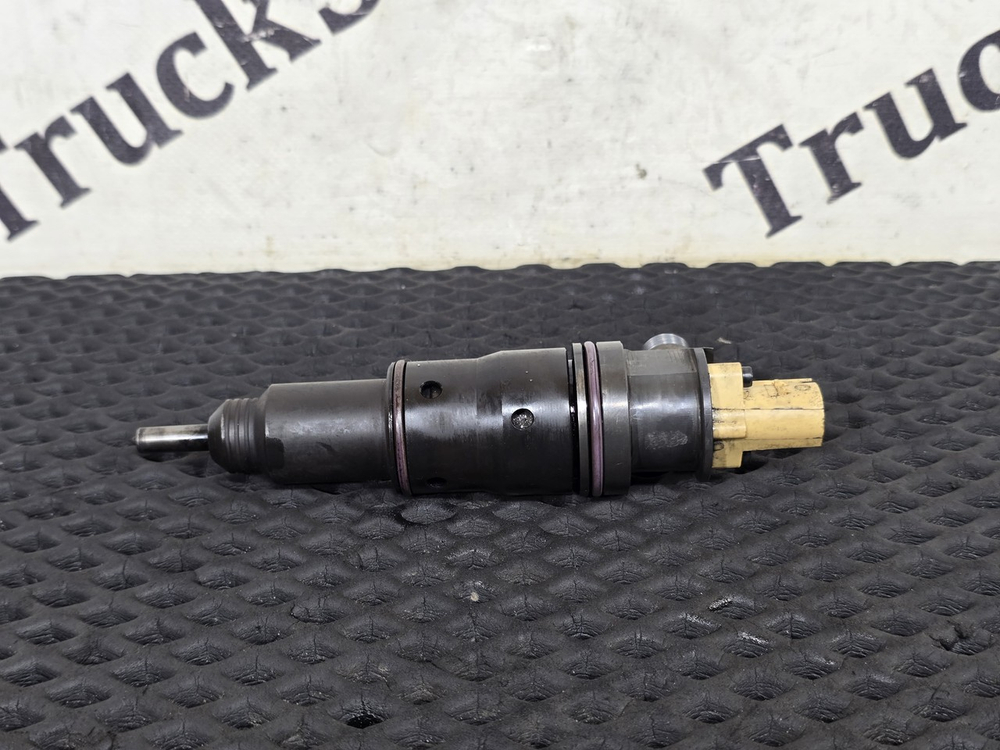 Форсунка топливная 2016г.