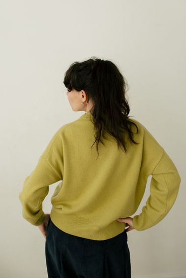 Джемпер Л.Т., 100% шерсть ягнёнка, цвет бутон лилии.