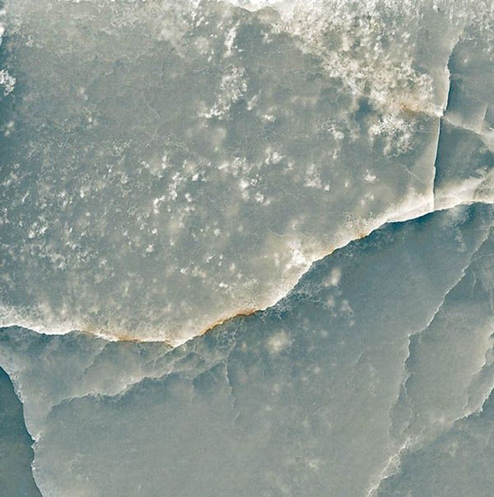 Керамогранит Magma Centro Pulido