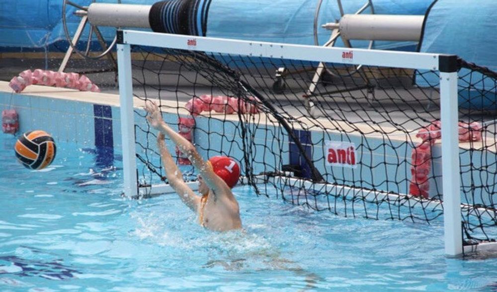 Ворота AWE 390 Global Anti Goal JNR (2.5m x 0.8m)