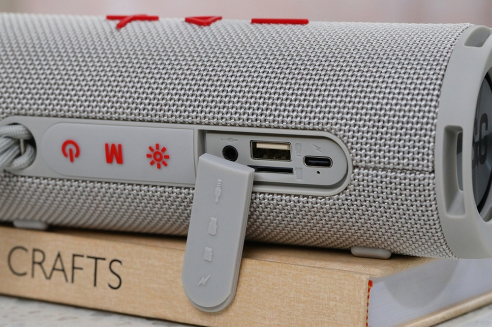 Беспроводная колонка TG-374 (10W/TF/USB/FM) LED