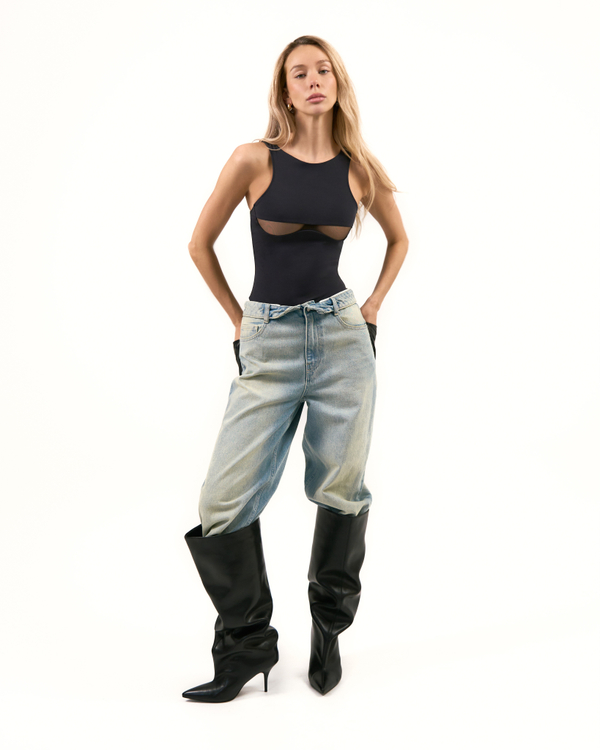Боди leona black