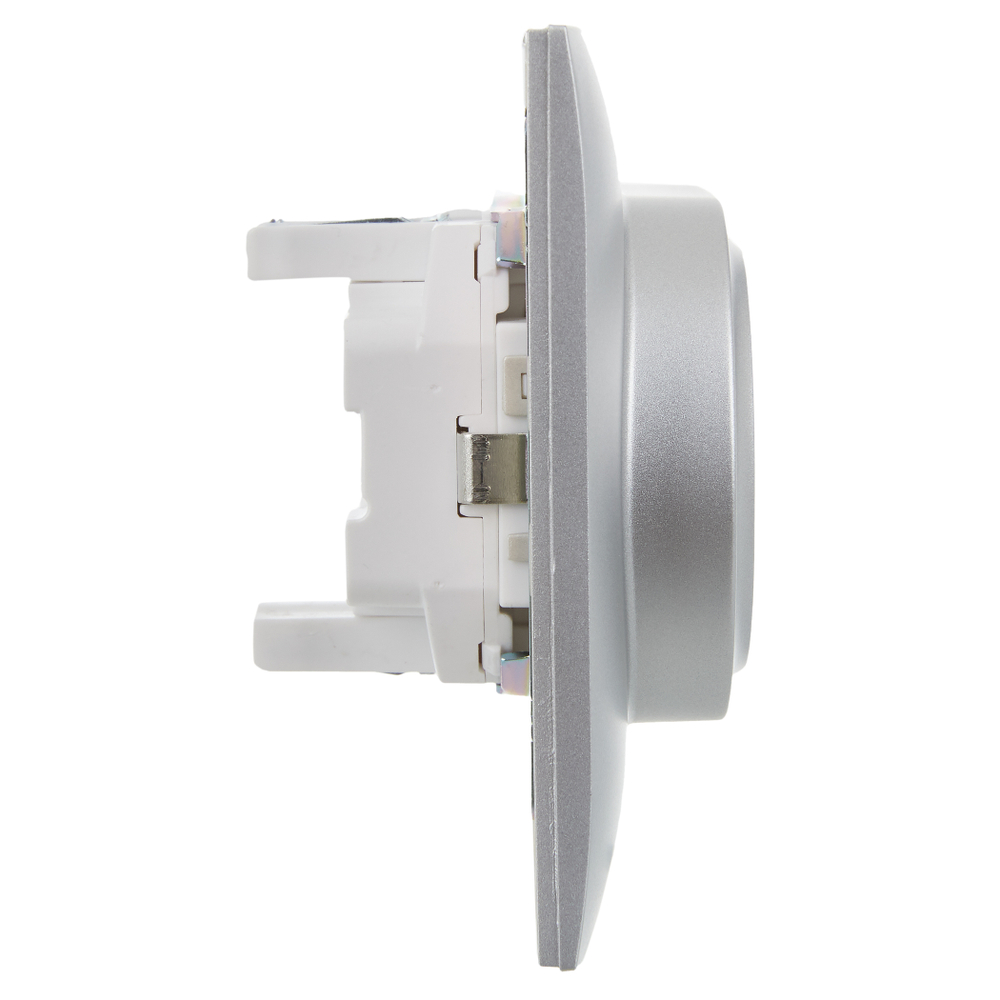 SKANDY Розетка 2-местная с заземлением с защитными шторками 16А в сборе SK-R07S серебряный IEK