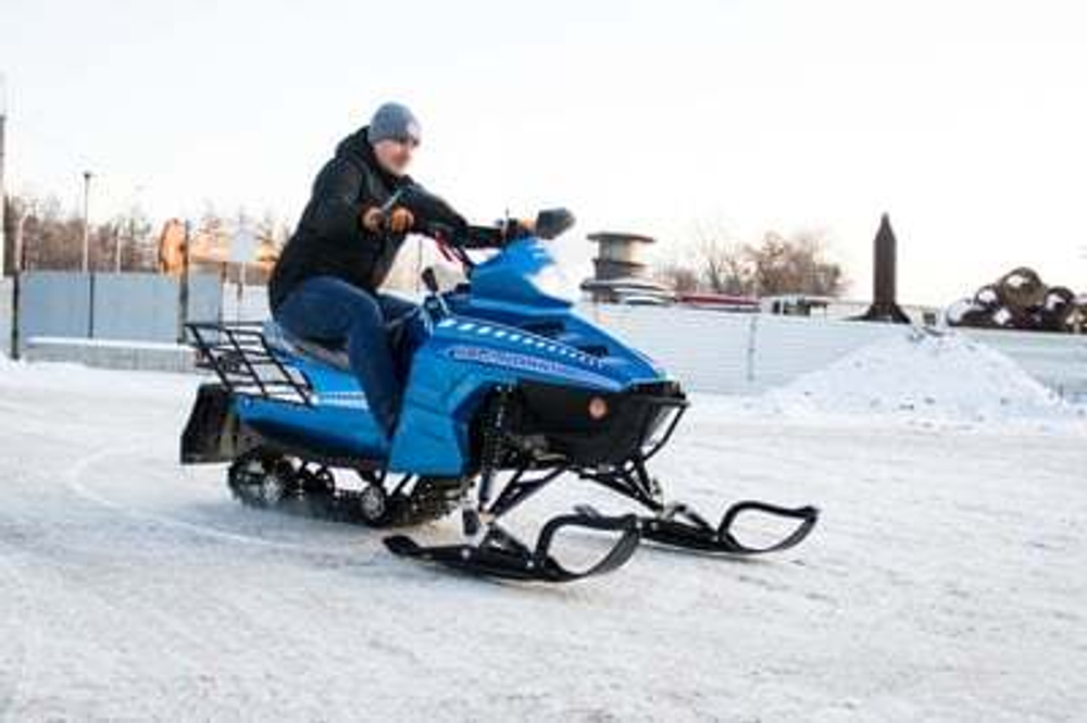 Снегоход SHARMAX Landcrafter SN-240 Classic
