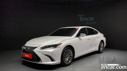Lexus ES300h 7 Generation Executive (07.2023)