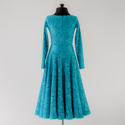 платье для танцев с гипюром