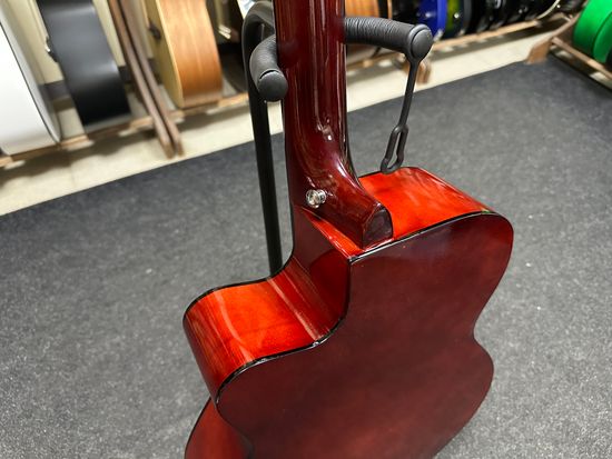 Комплект 12в1 акустическая гитара Belucci BC4010 N