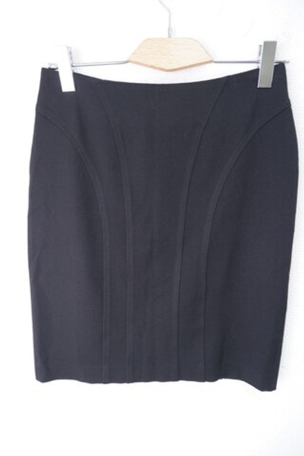 Юбка лаконичная 44 размер