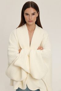 Джемперы и кардиганы