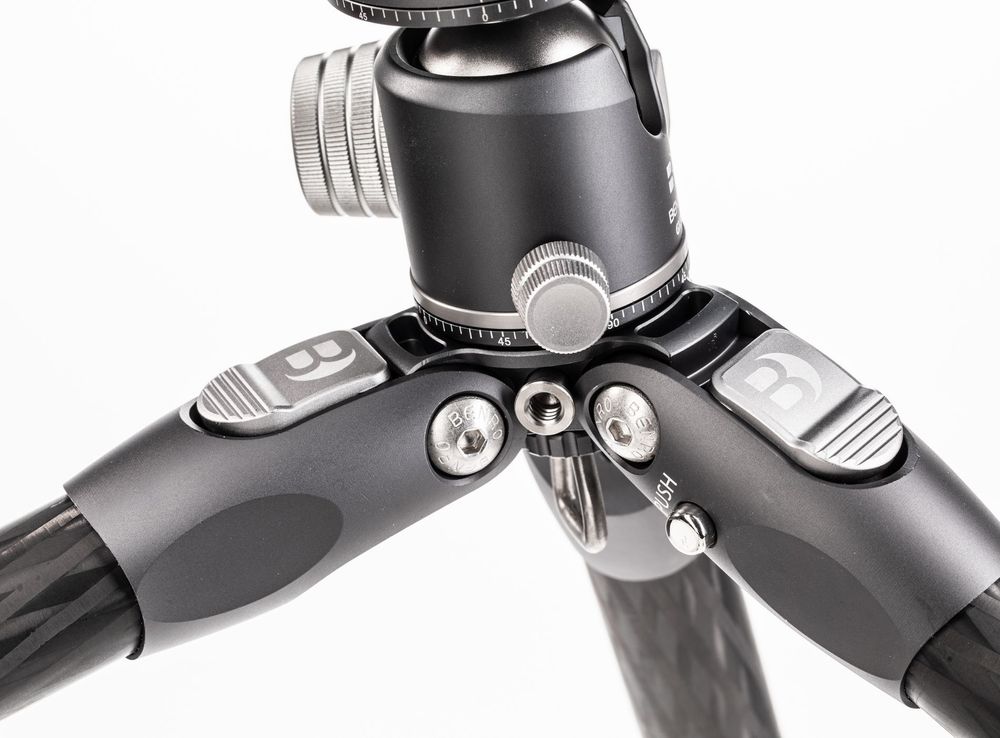 Штатив Benro TTOR03CGX25