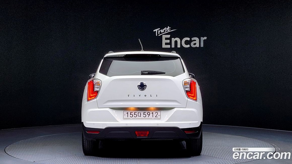 KG Mobility (Ssangyong) Very New Tivoli Дизель 1.6 2WD (03.2020)