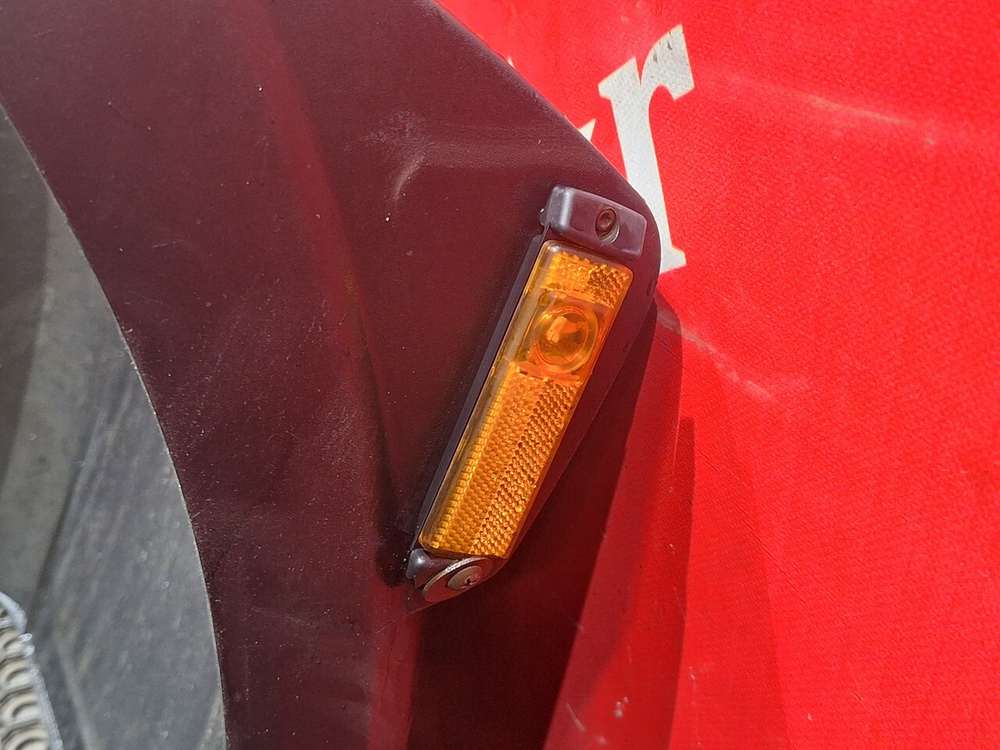 Крыло заднее правое в сборе