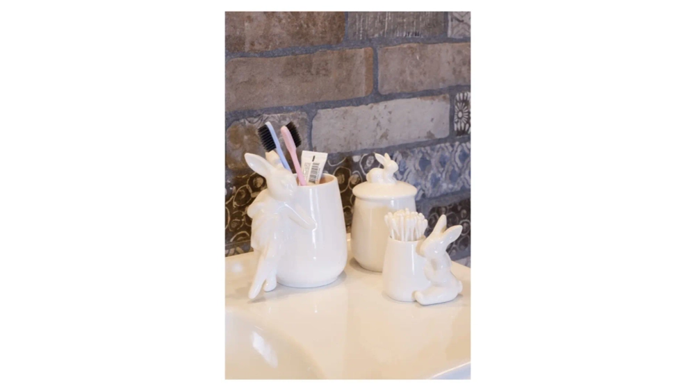 Стакан для ватных палочек Claystreet Кролики - чистюли 8 см