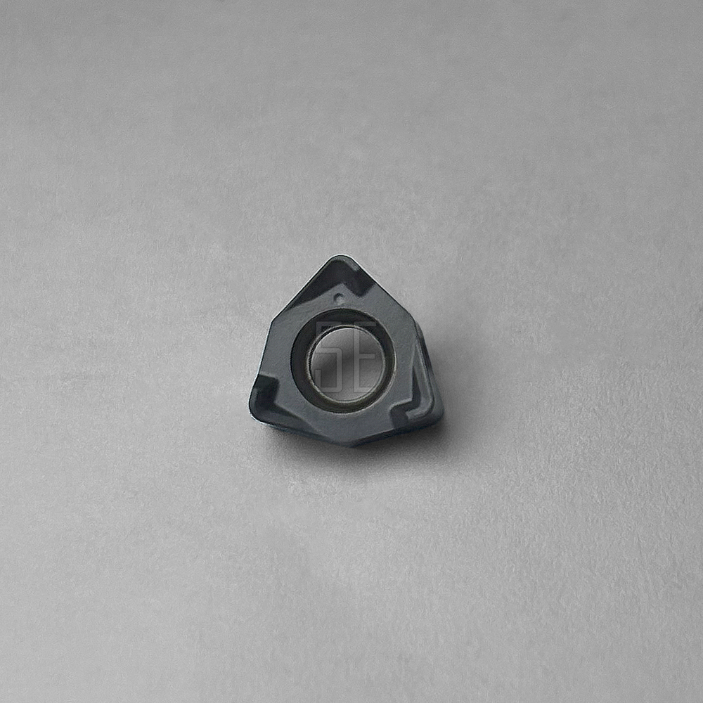 XNMX040308-TR FE2530  Пластина фрезерная