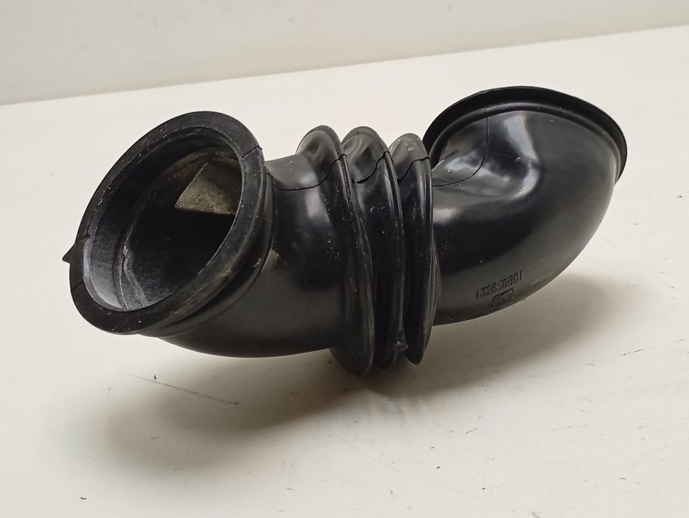 LS60840L кт54 Заливной патрубок для стиральной машины AEG 132658801 б/у