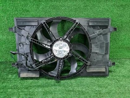 Диффузор с вентилятором VW Golf 7 (2012-2017)