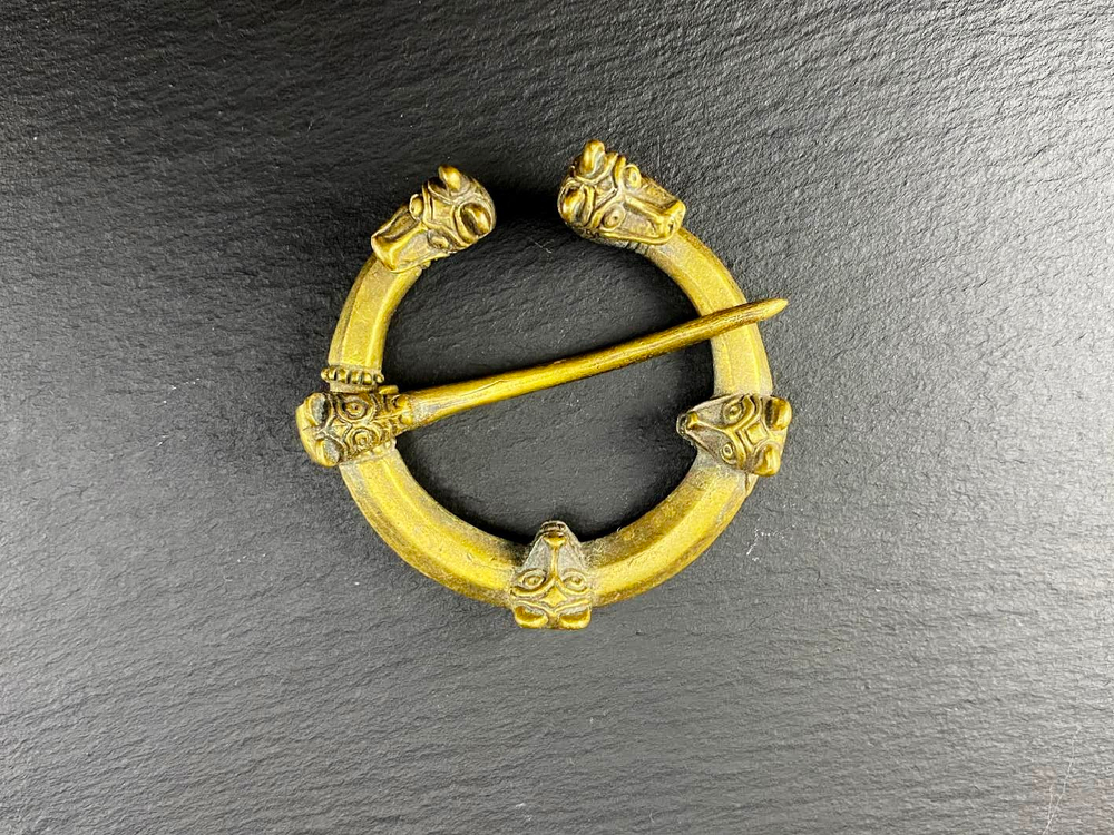 Фибула. Готланд 10-11 в.