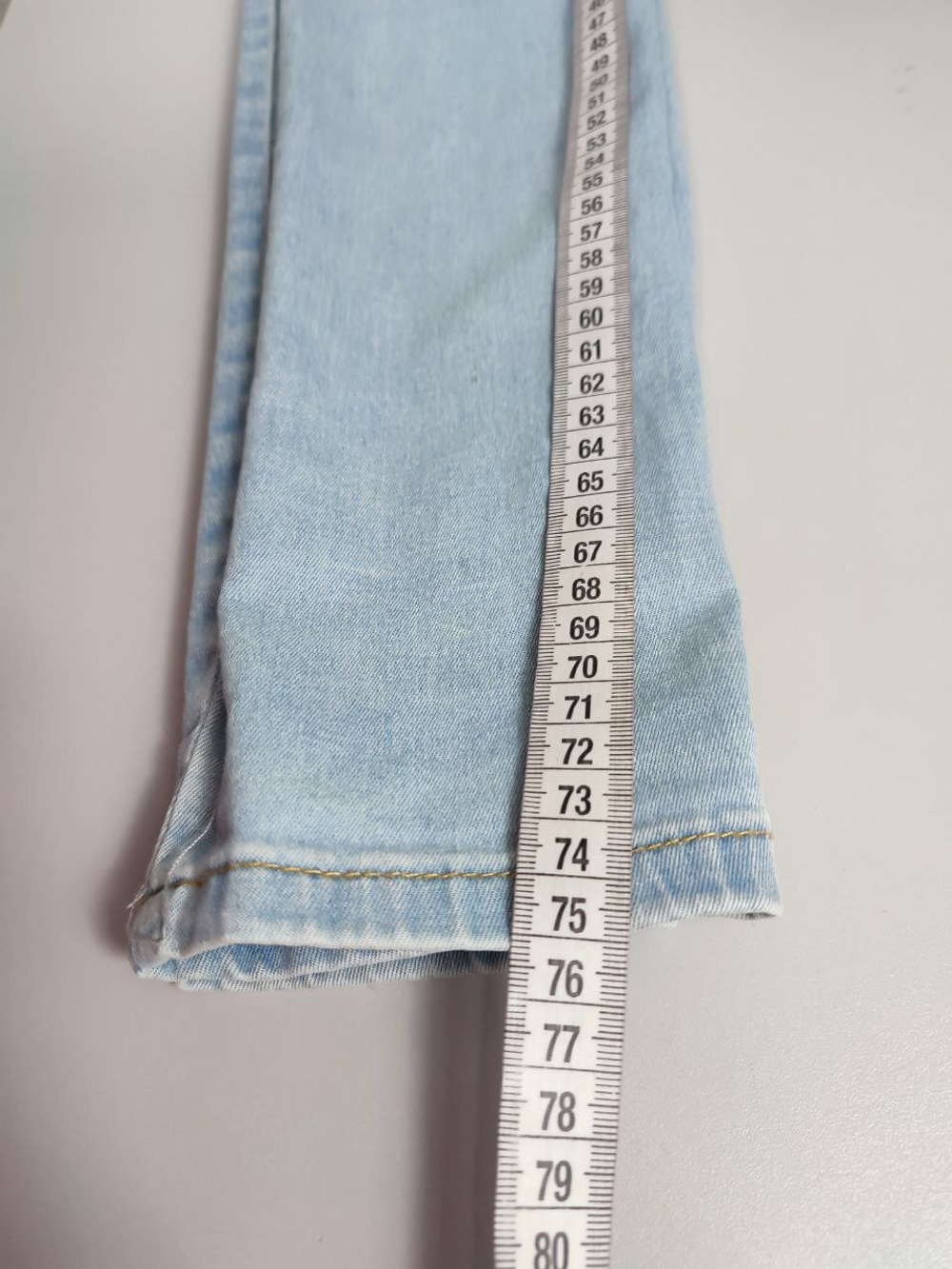 Джинсы Incity светлые 44  размер