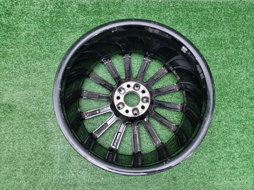 Диск литой R19 Mercedes C w205 (14-23) AMG перед