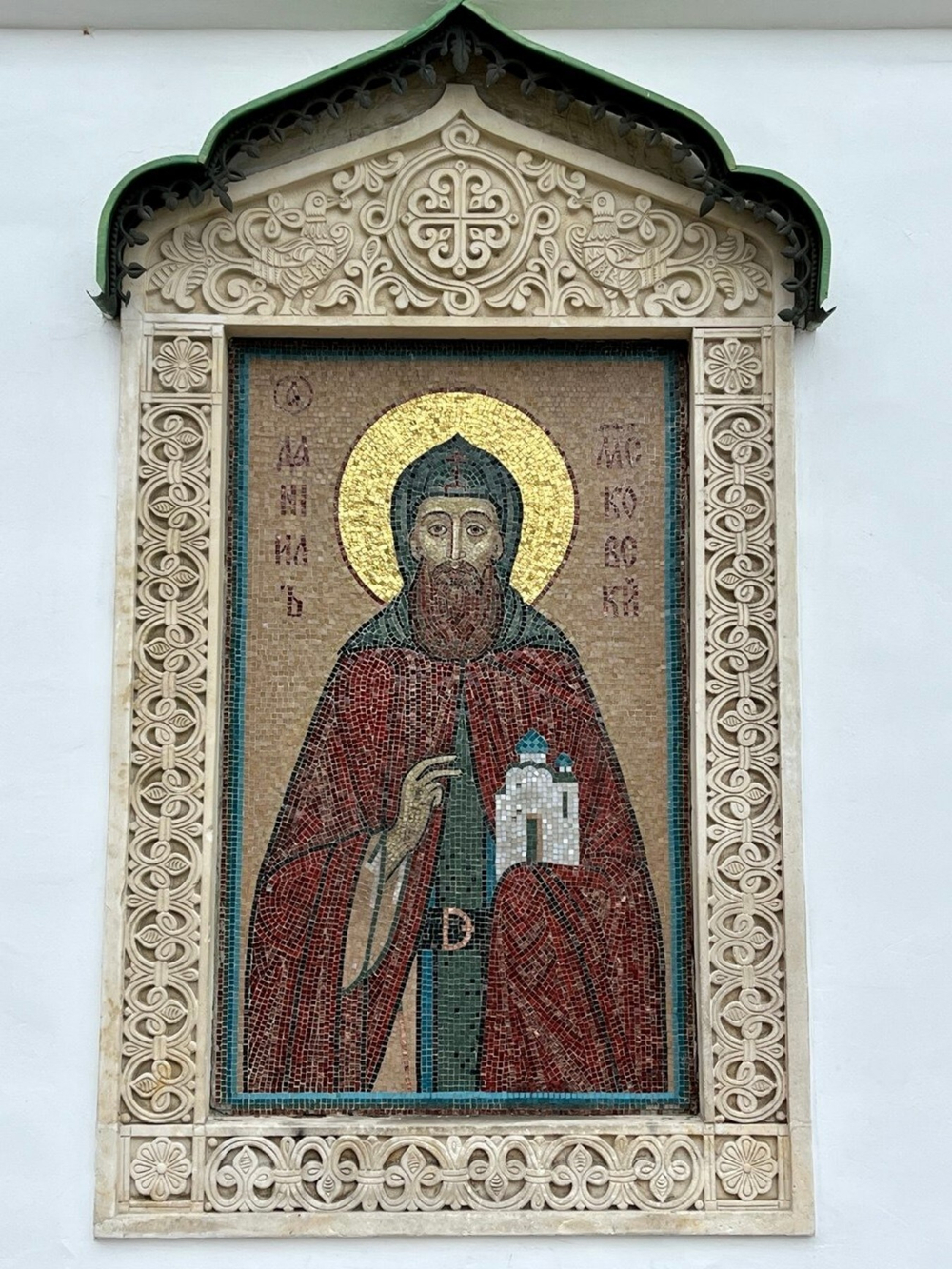 «Берега силы: святыни и заводы у воды» - круглогодичная водно - пешеходная экскурсия на электросудне.