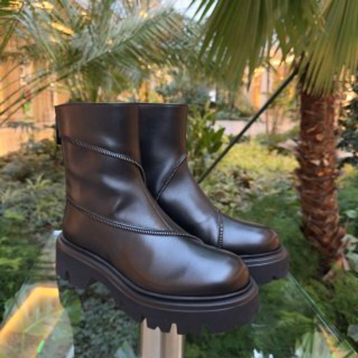 Ботинки Loriblu  6AFUNP16P1601 цвет черный 