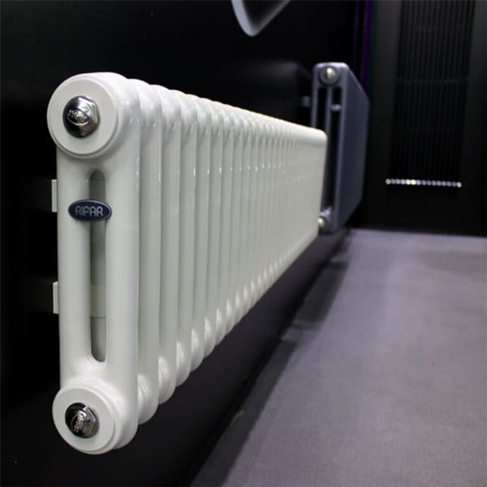 Горизонтальные трубчатые радиаторы RIFAR TUBOG 365мм с нижним подключением