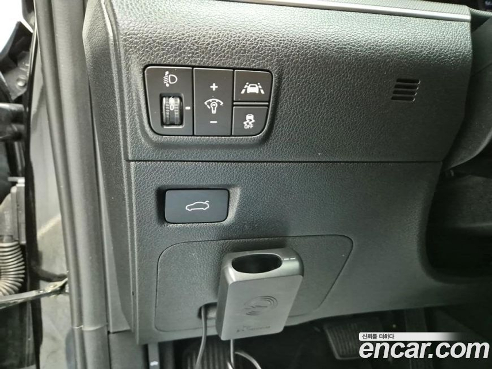 Kia K5 (Optima) 3 Generation 2.0 (06.2020)