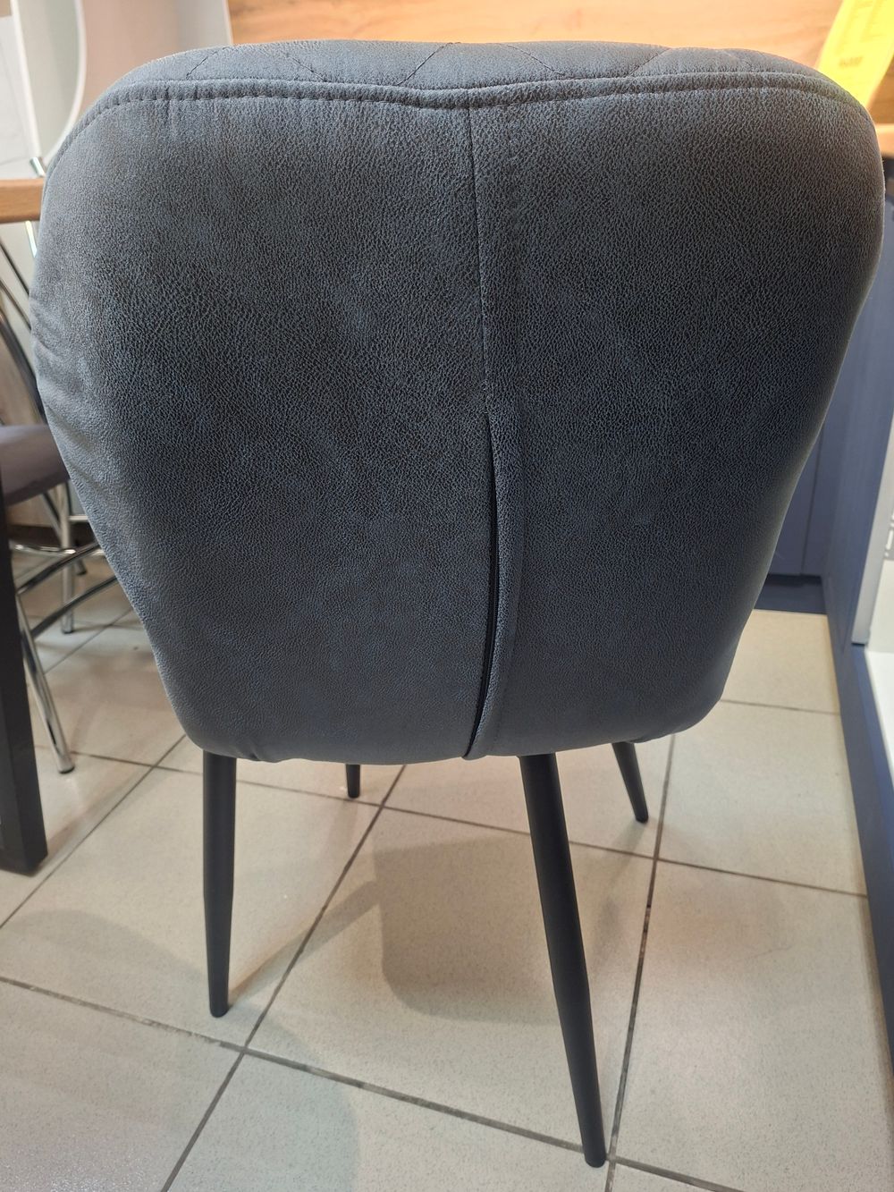 Стул Милан поворотный каркас черный ЗАМША