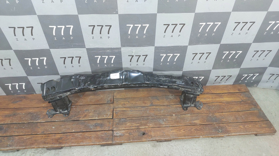 Усилитель переднего бампера Honda CR-V 5 (RW) 16-нв Б/У Оригинал 71130TLER02