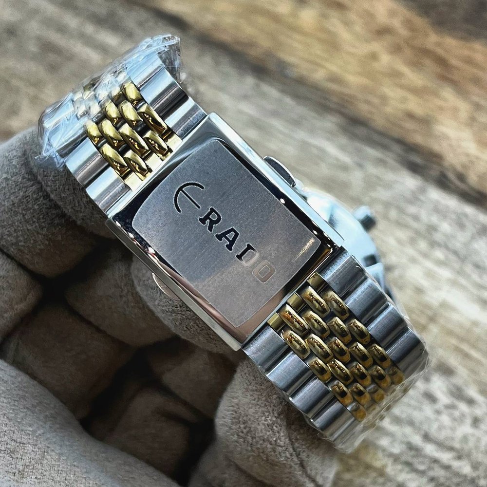 Часы Rado