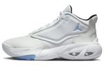 Кроссовки Jordan Max Aura 4