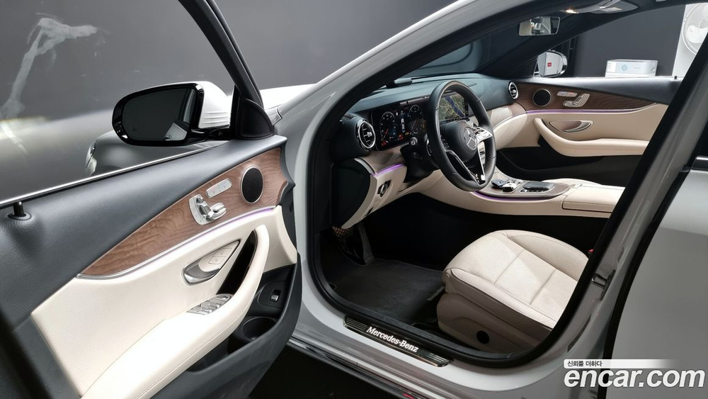 Mercedes-Benz E-Class W213 E250 Exclusive (07.2023)