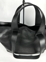 Женская сумка-шоппер из натуральной кожи черного цвета