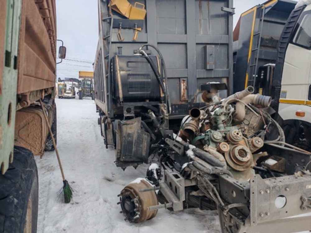 FAW J6 8x4 Самосвал СА3310Р66K24T4E5 (Дизельный, 11,1 л, 420 л.с., МТ)