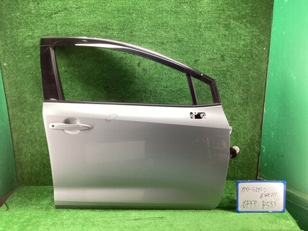 дверь передняя правая Toyota Corolla ZRE210 2021