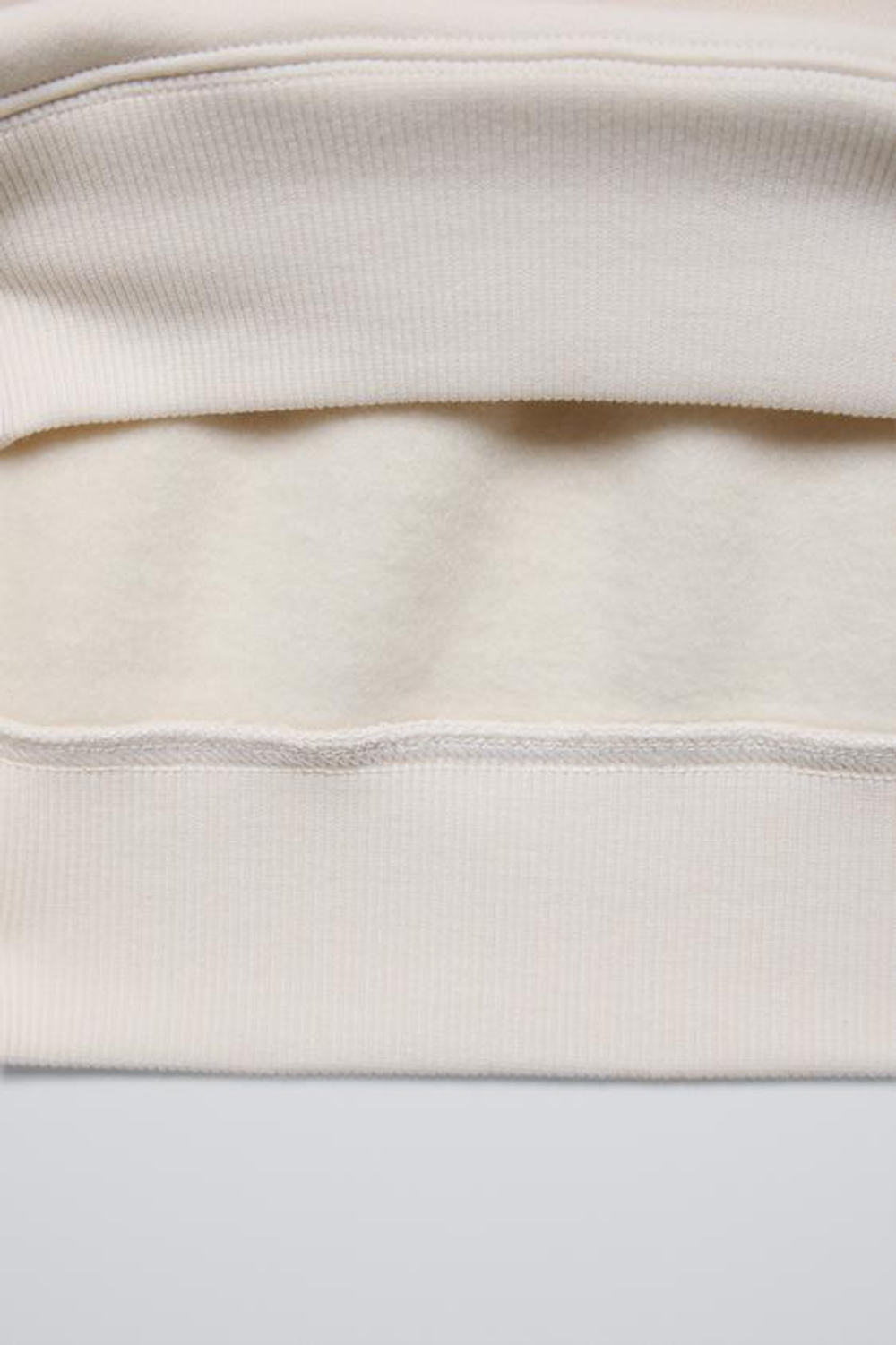 ZARA ХУДИ ИЗ МАХРОВОЙ ТКАНИ С НАДПИСЬЮ, ЭКРЮ