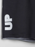 Спортивные шорты для мальчика на лето