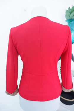 Пиджак яркий 40 размер