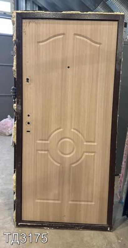 Дверь Металлическая Б/У 1990(в) x 940(ш)