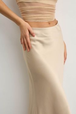 Юбка макси из атласа цвета шампань