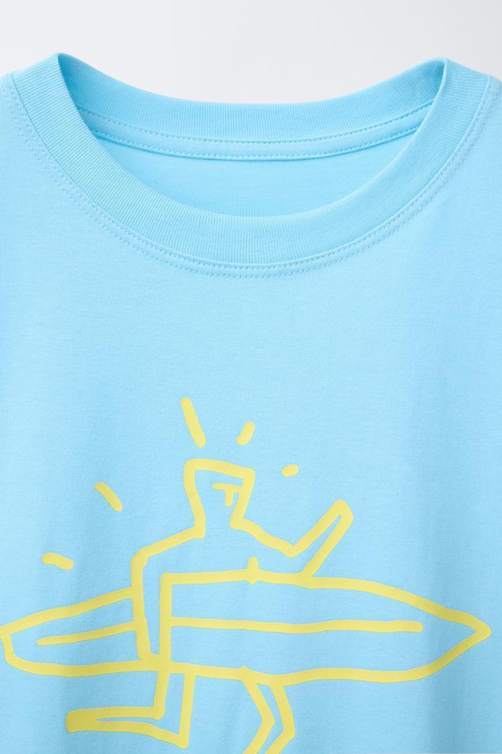 ZARA ФУТБОЛКА С ПРИНТОМ, ЯРКО-СИНИЙ