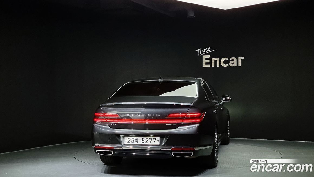 Genesis G90 3.8 AWD (08.2019)