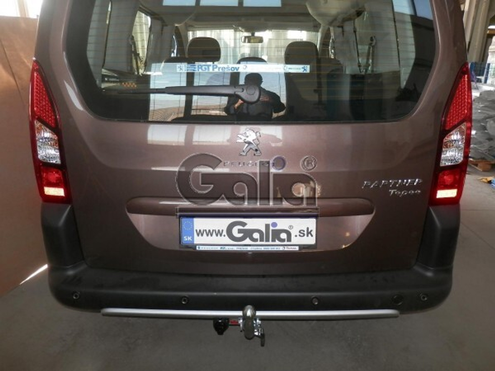 Фаркоп оцинкованный Galia C052C для Peugeot Partner 2008-, Citroen Berlingo 2008-(паспорт и сертификат в комплекте)(без электрики)